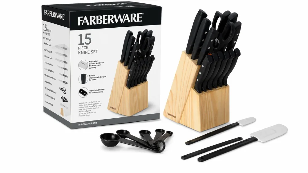 The Farberware 15-piece set in its pinewood block.
