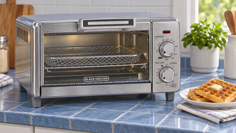 BLACK+DECKER 4-Slice Air Fry Toaster Oven, TO1787SS