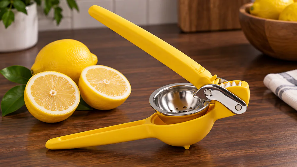 Chef'n FreshForce Citrus Juicer