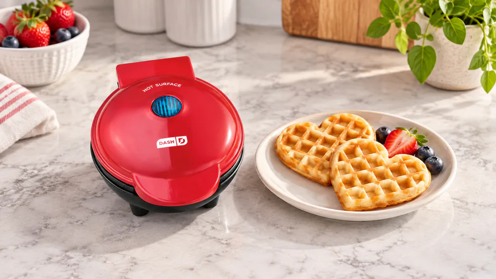 Dash Heart Mini Waffle Maker